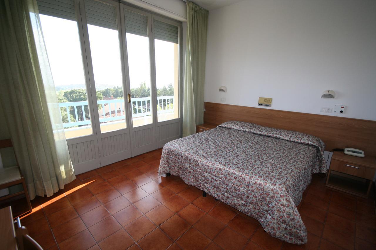 Albergo Le Sorgenti Chianciano Terme Exterior photo
