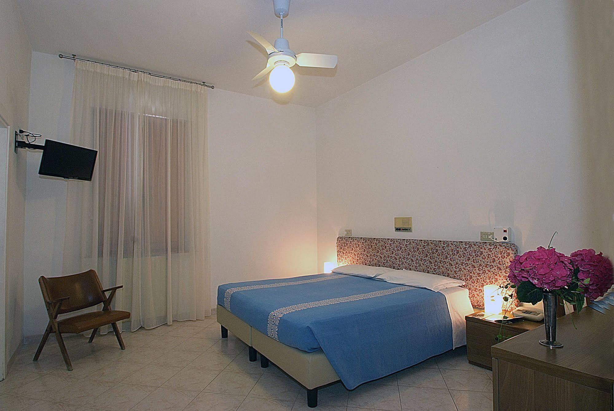 Albergo Le Sorgenti Chianciano Terme Exterior photo
